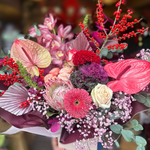 Load image into Gallery viewer, Christmas Bouquet - Florist’s Choice
